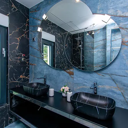 Villa Leona Xxl Jesenice (Split-Dalmatia)